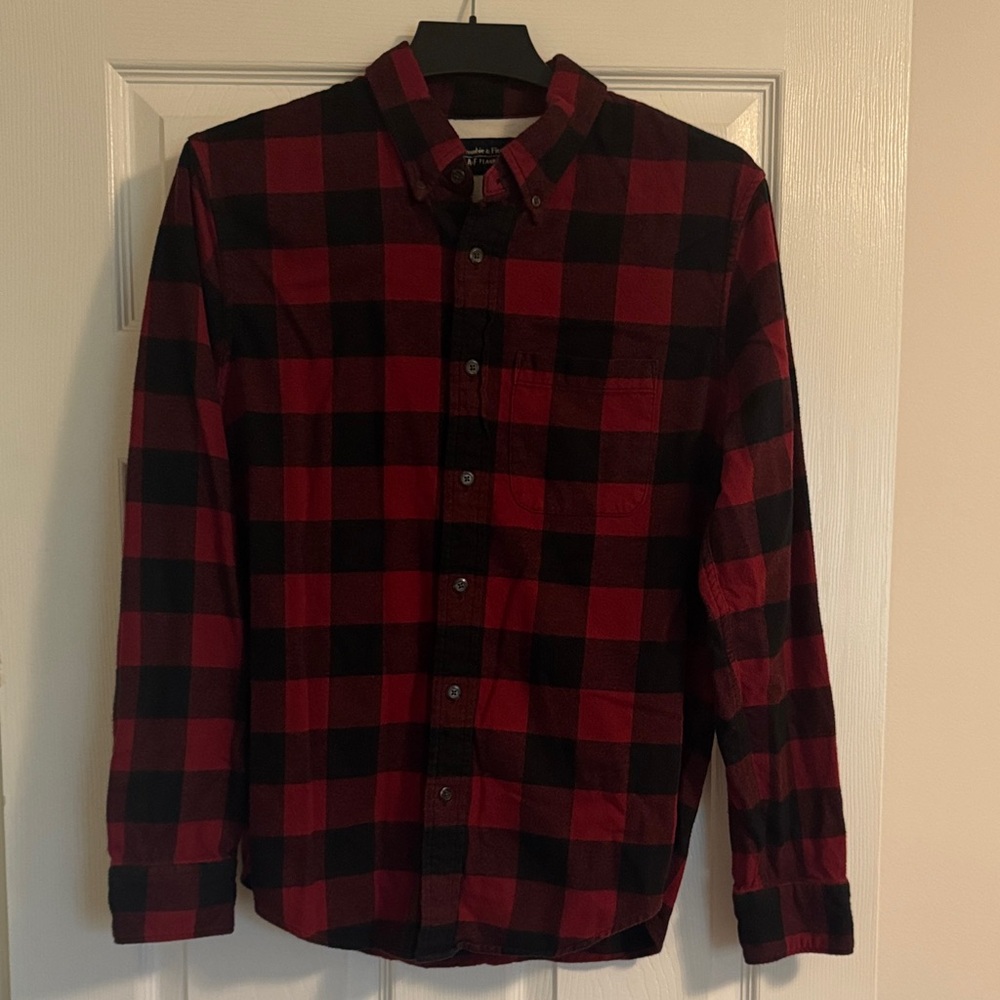 Men’s Abercrombie & Fitch Red and Black Flannel Shirt